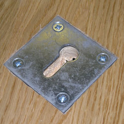 Image for Locator plate, keyhole 